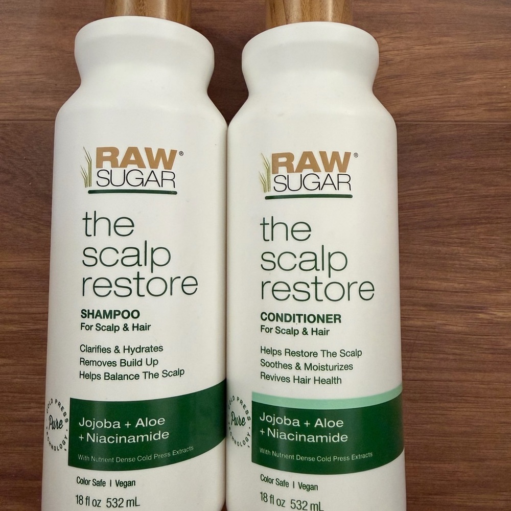 Sugar Raw The Scalp Restore Shampoo and Conditioner - White and Green